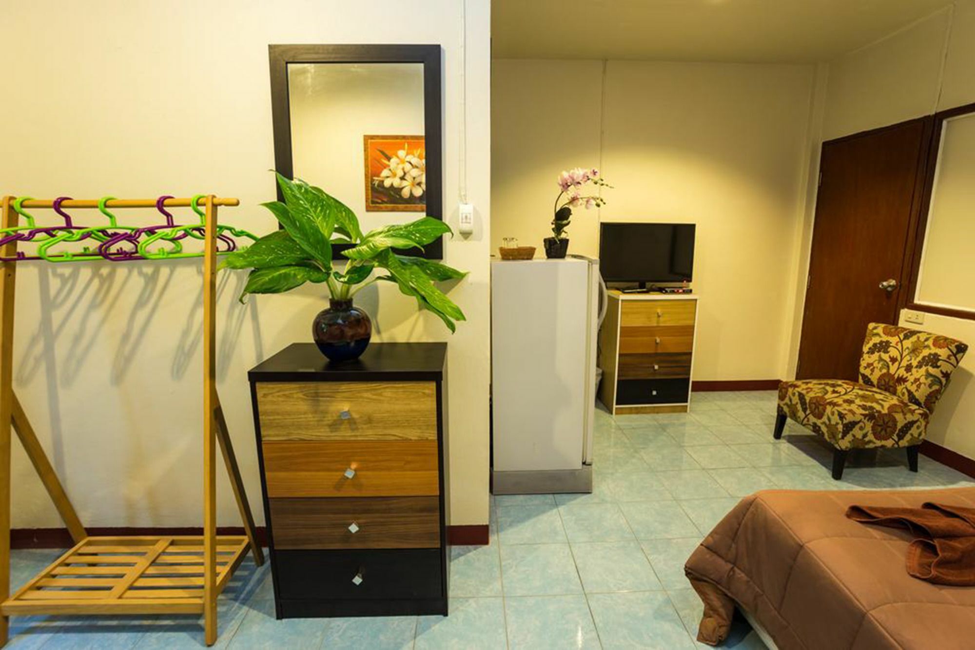 Rice Rooms And Restaurant Ката Бийч Екстериор снимка