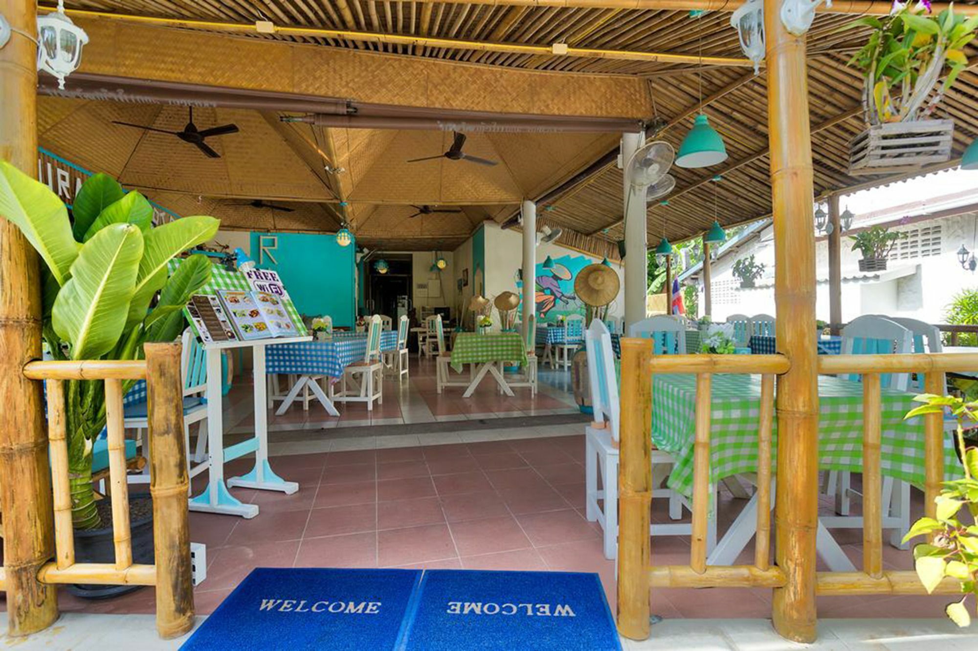 Rice Rooms And Restaurant Ката Бийч Екстериор снимка